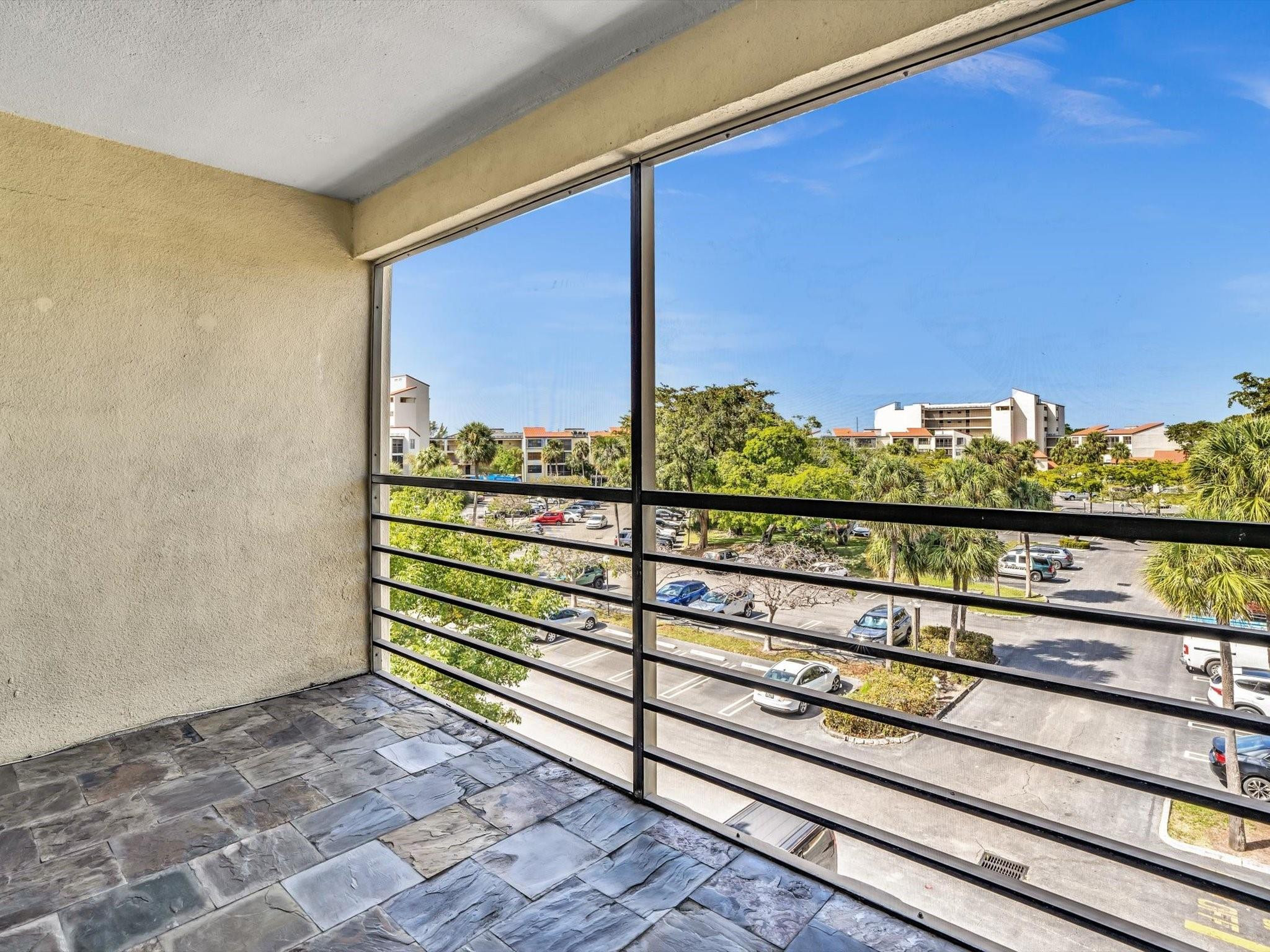 2306 S Cypress Bend Dr 416