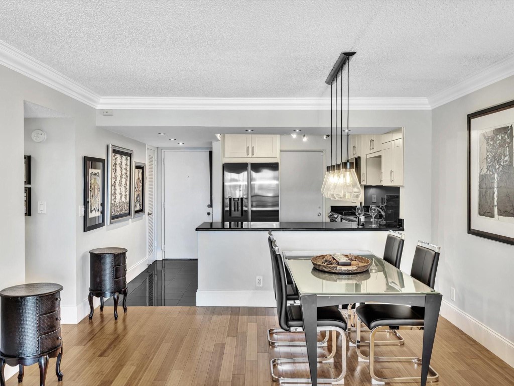 2306 S Cypress Bend Dr 416