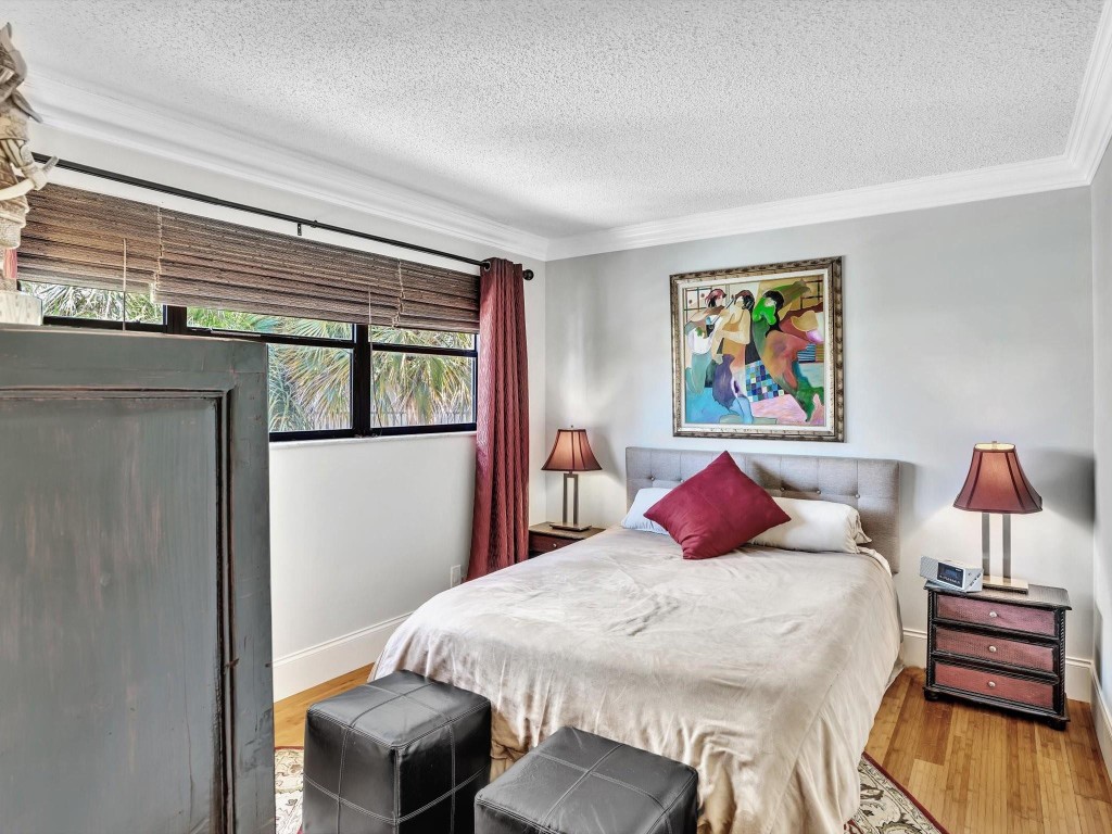 2306 S Cypress Bend Dr 416