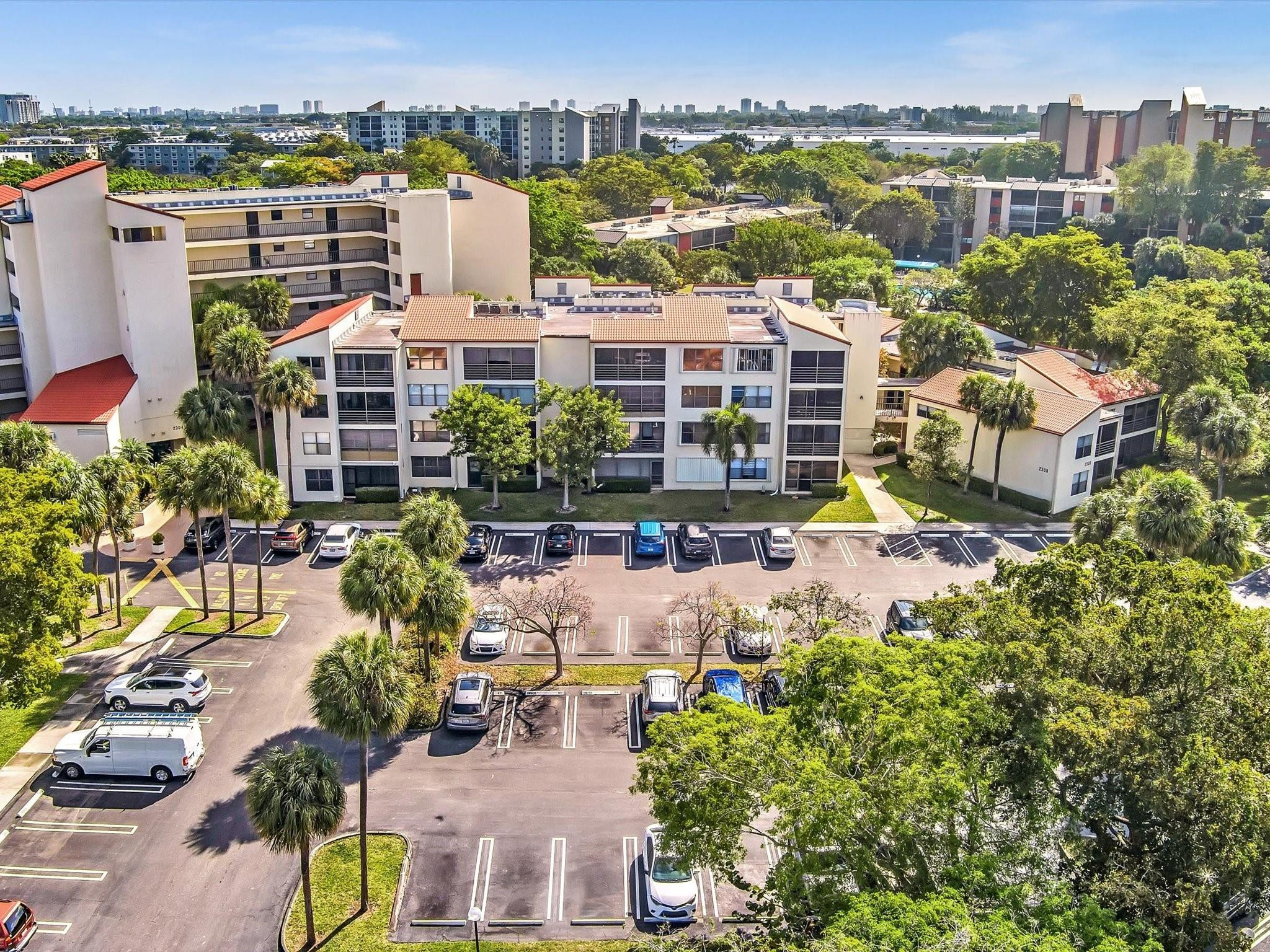 2306 S Cypress Bend Dr 416