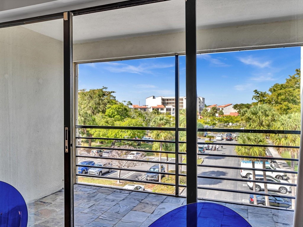 2306 S Cypress Bend Dr 416