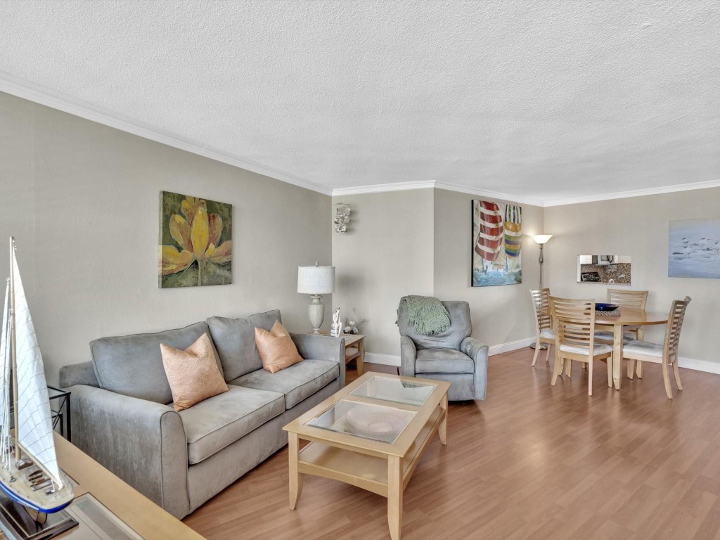 301 N Ocean Blvd 907