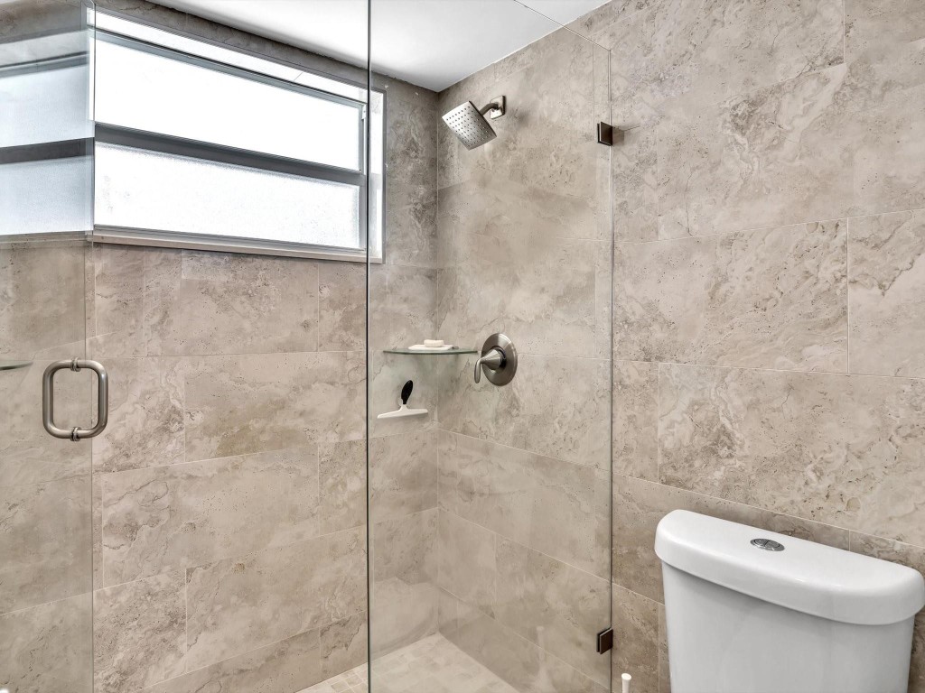 301 N Ocean Blvd 907