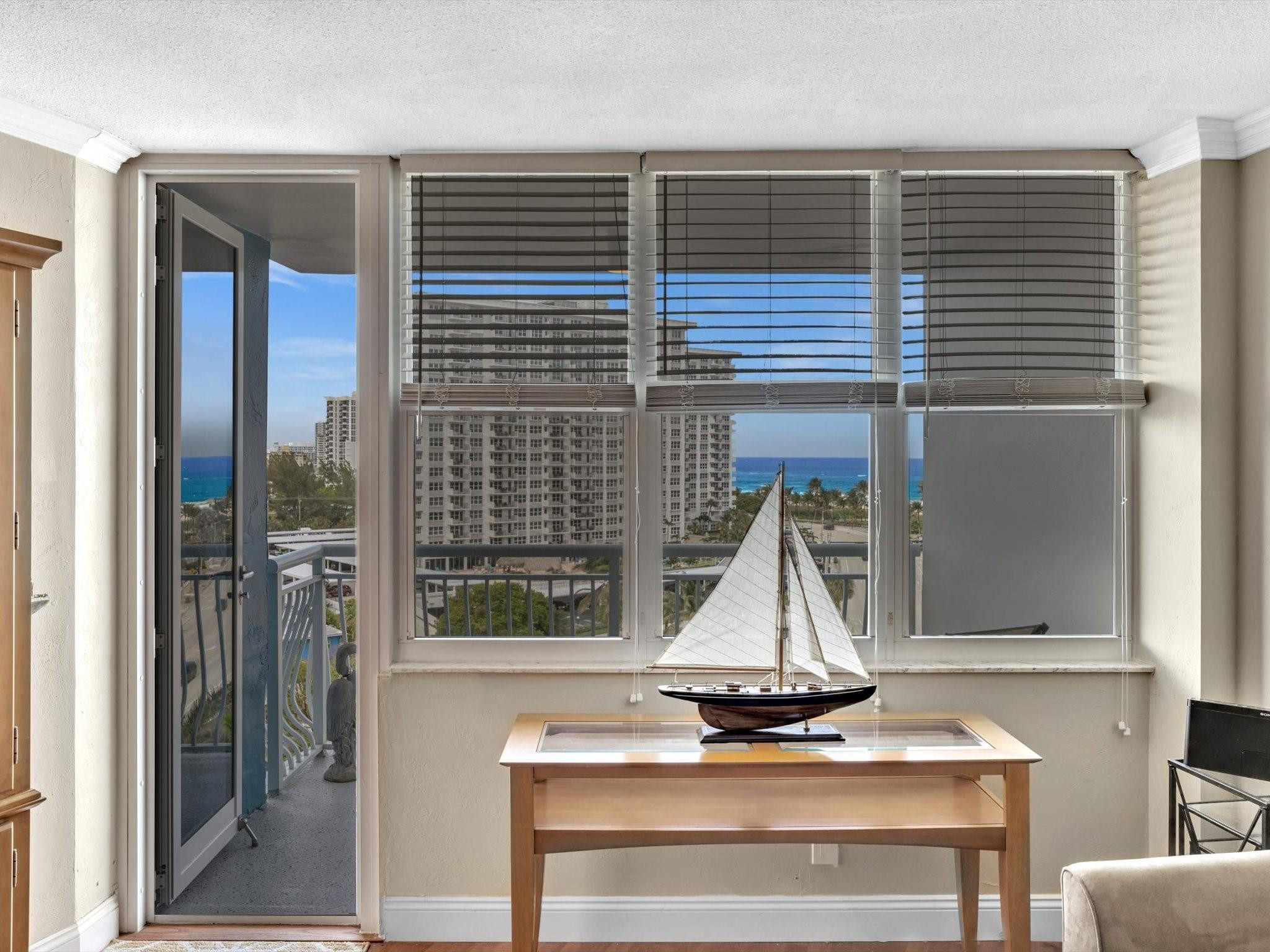 301 N Ocean Blvd 907