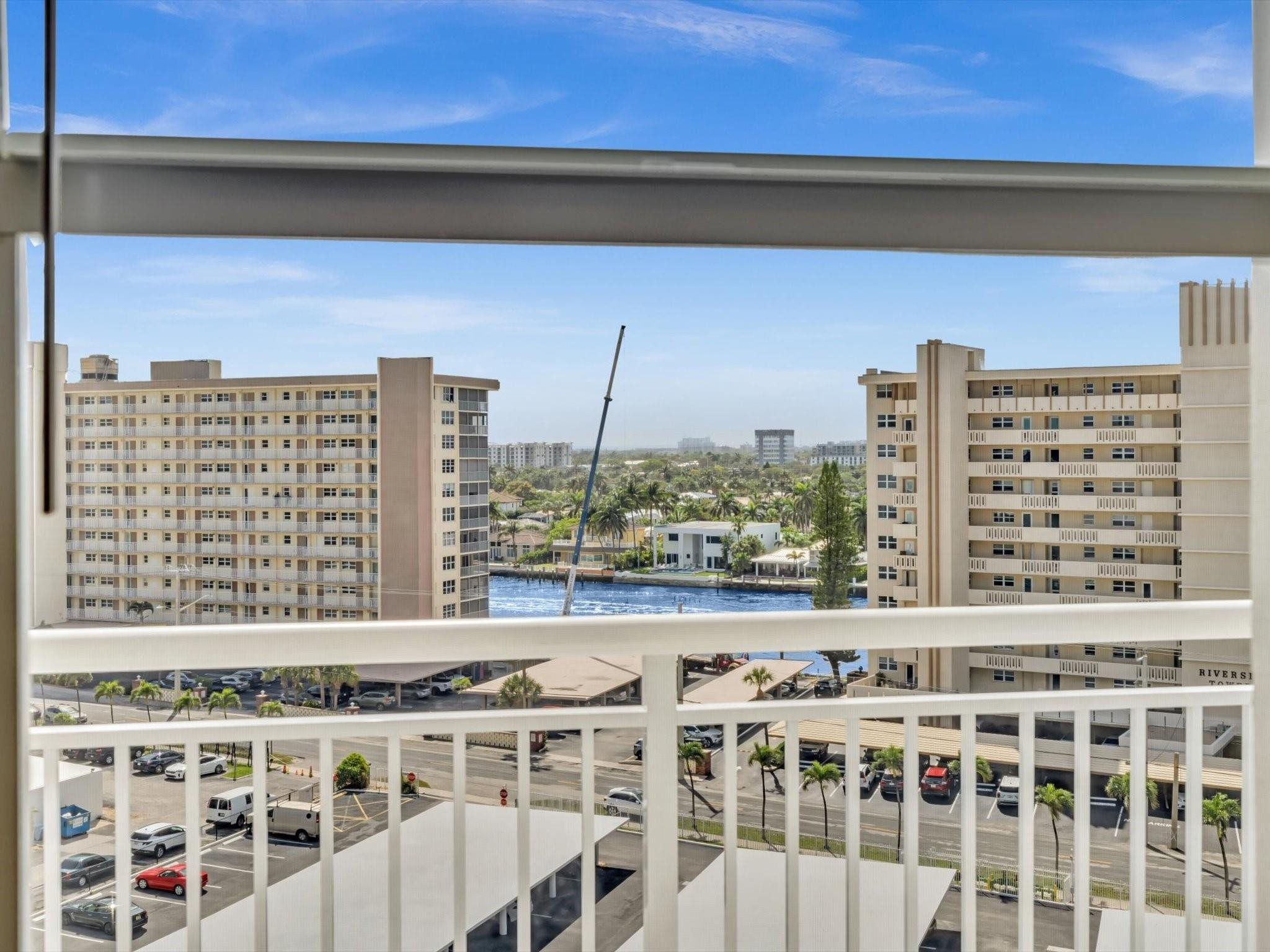 301 N Ocean Blvd 907