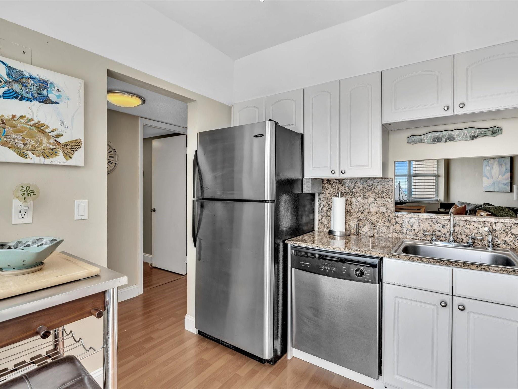 301 N Ocean Blvd 907