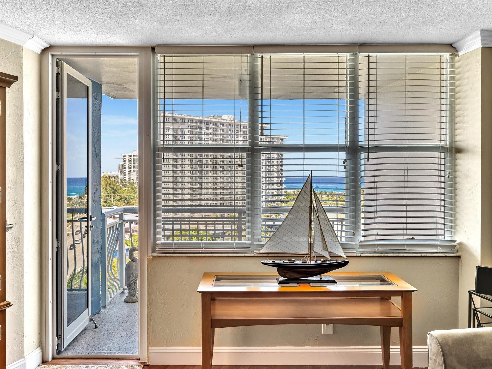 301 N Ocean Blvd 907