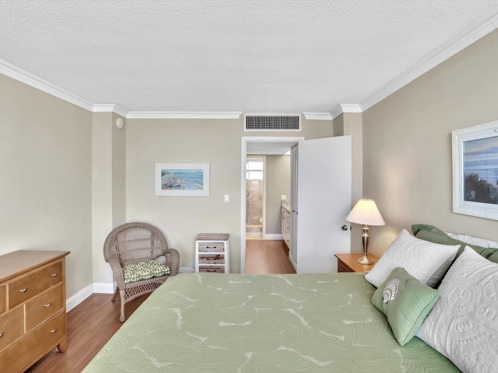 301 N Ocean Blvd 907