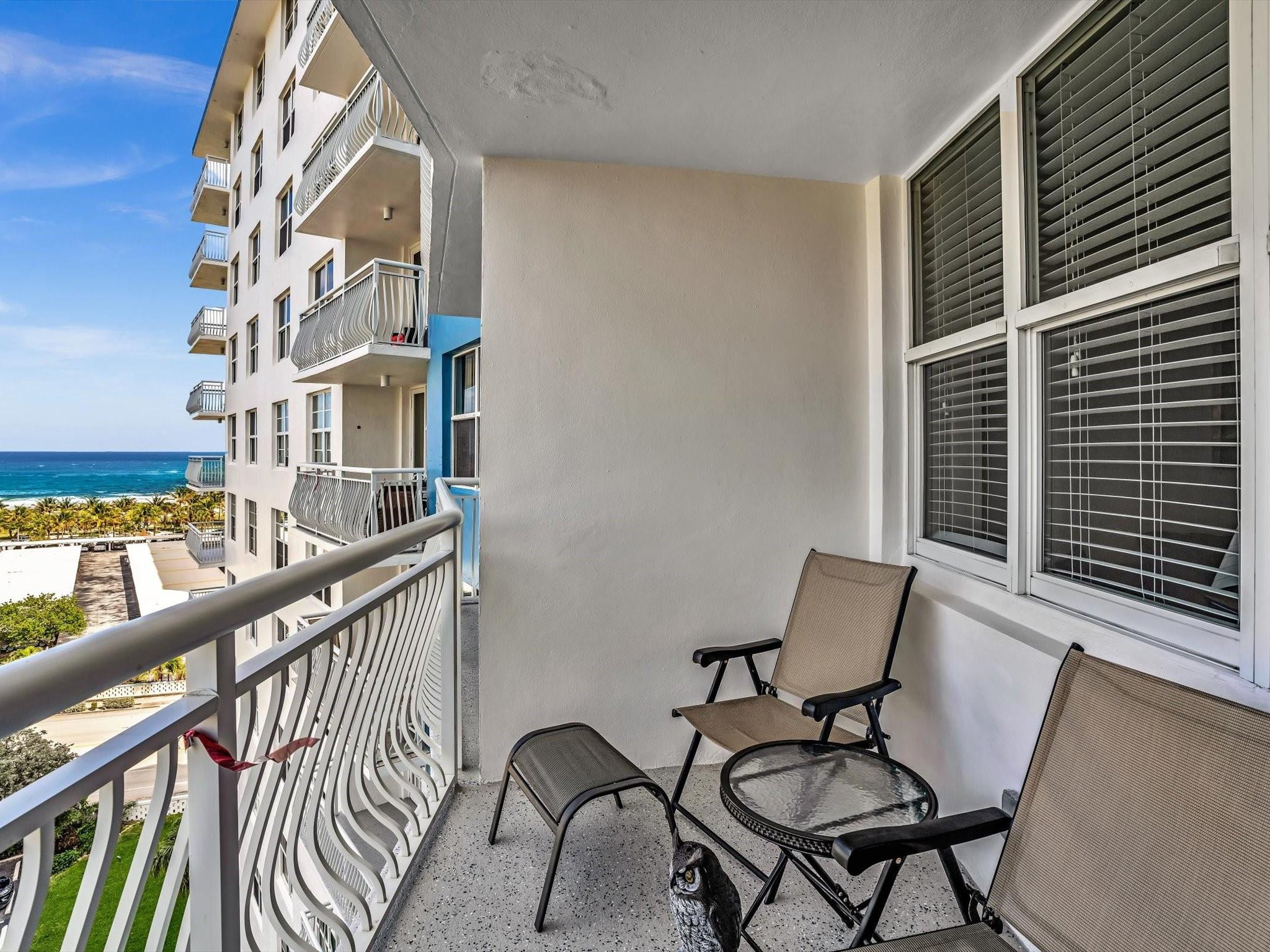 301 N Ocean Blvd 907