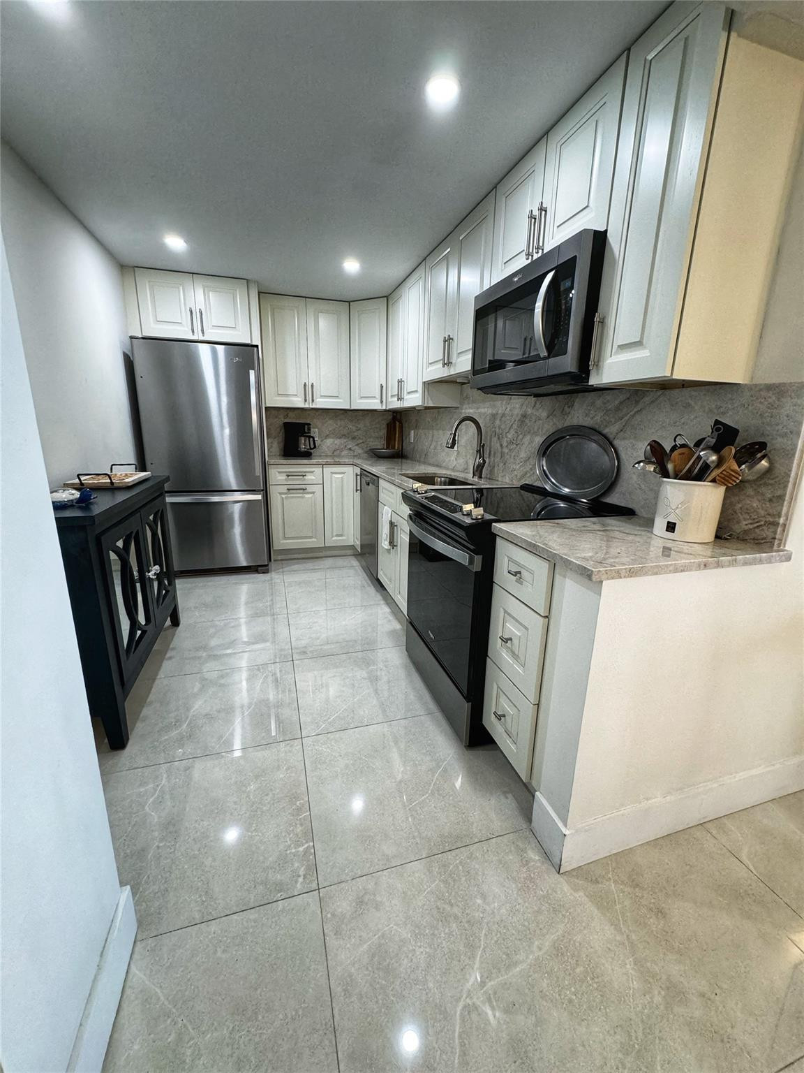 101 Briny Ave 1809