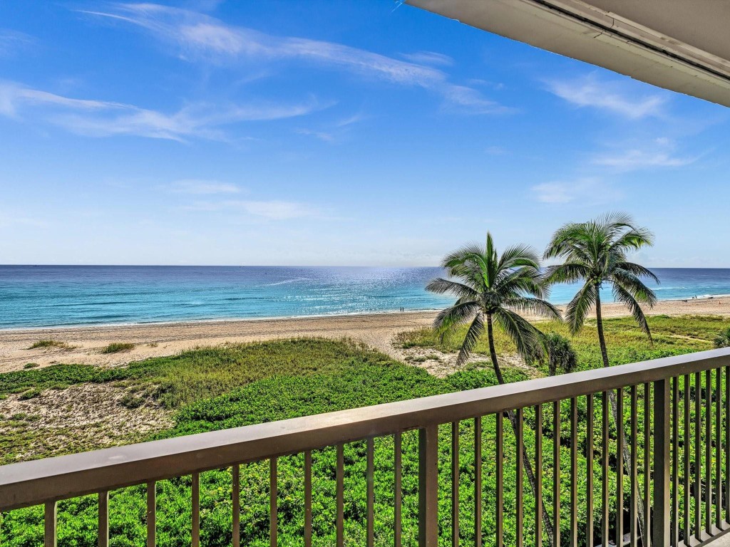 520 N Ocean Blvd 18