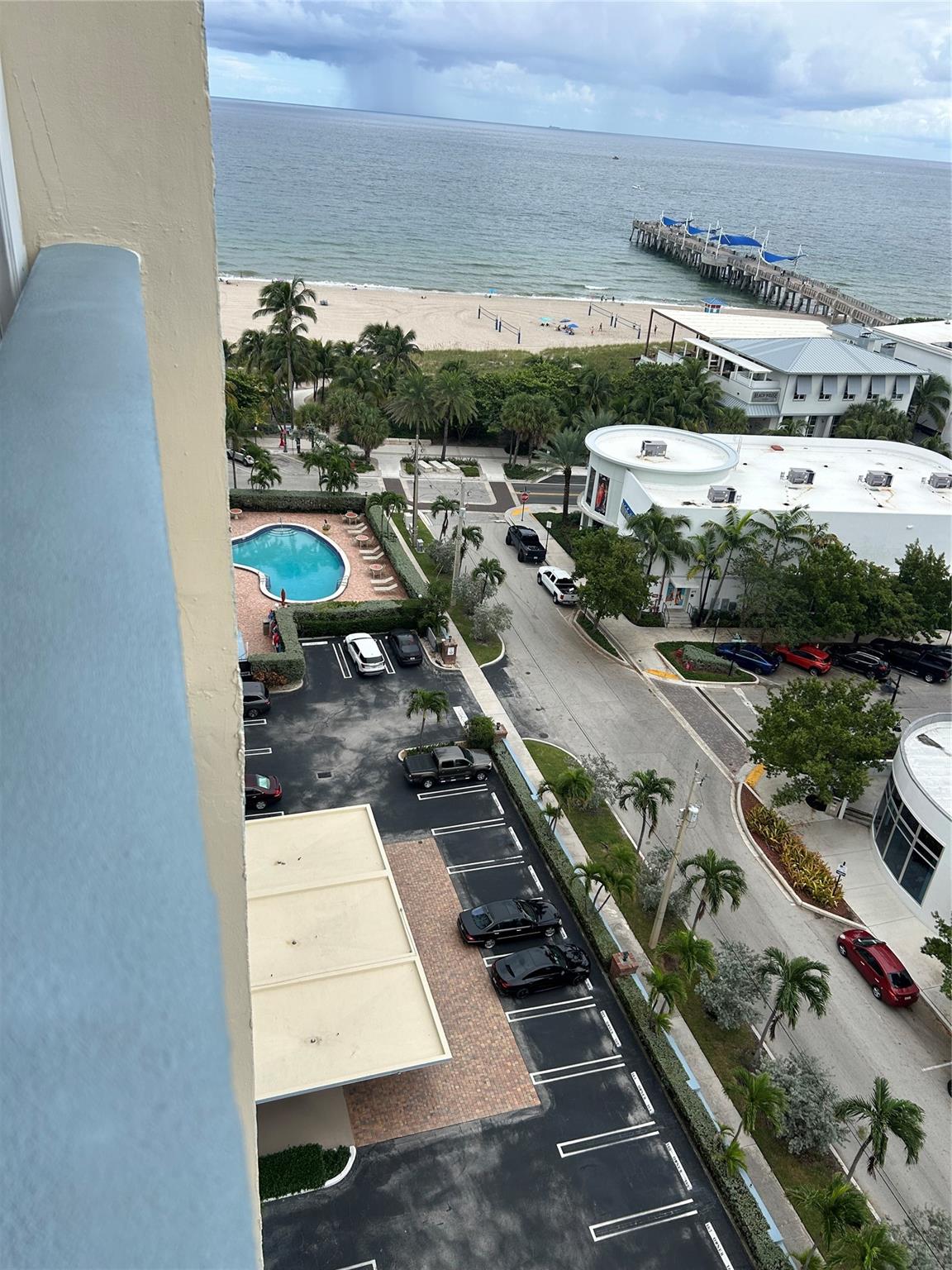 305 N Pompano Beach Blvd 1402