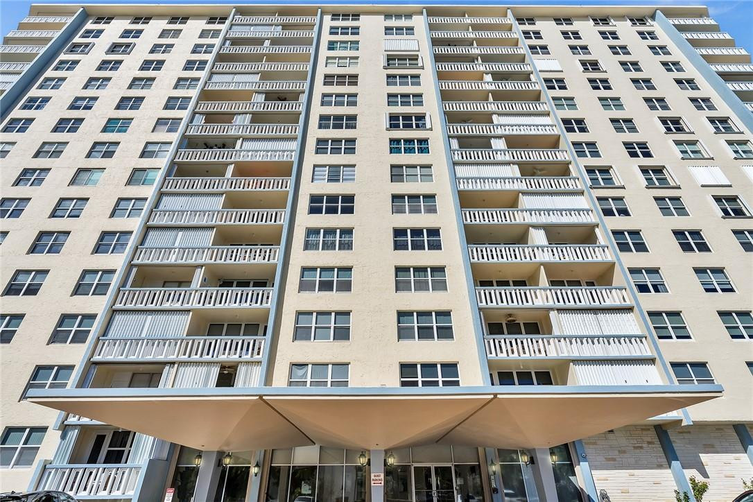 305 N Pompano Beach Blvd 1402