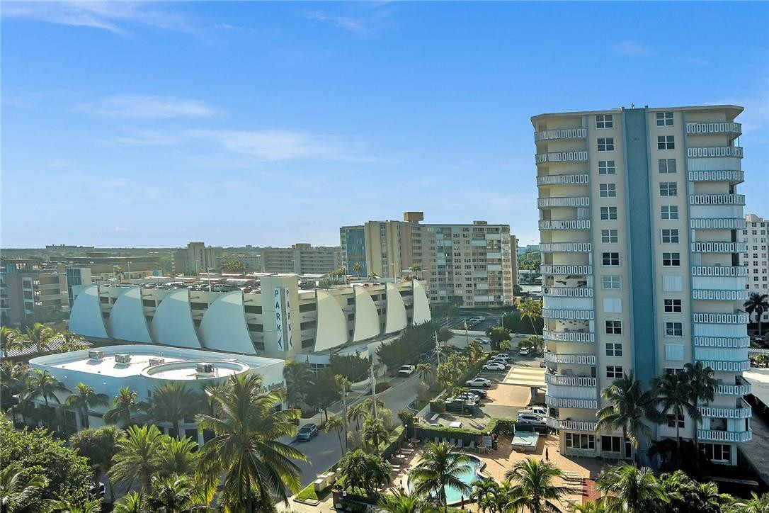 305 N Pompano Beach Blvd 1402