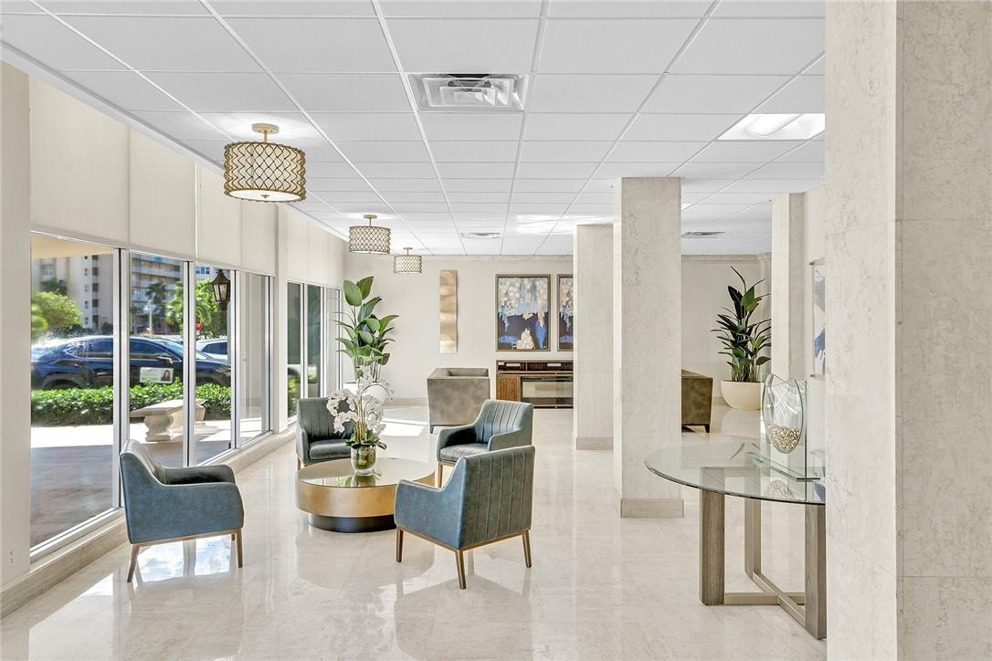 305 N Pompano Beach Blvd 1402