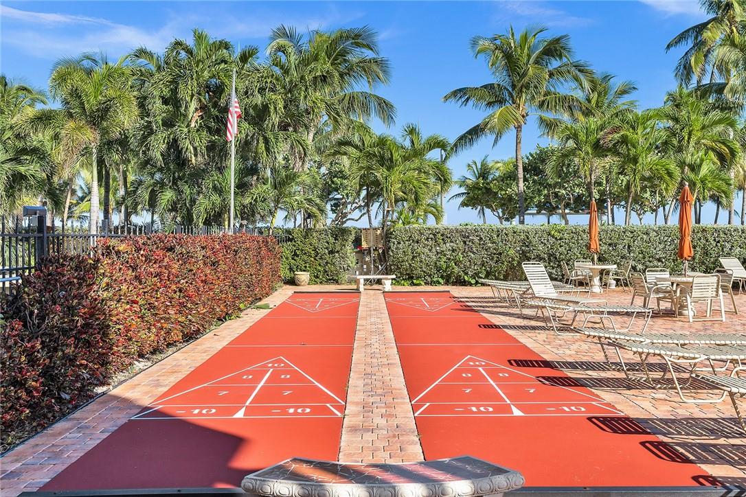 305 N Pompano Beach Blvd 1402