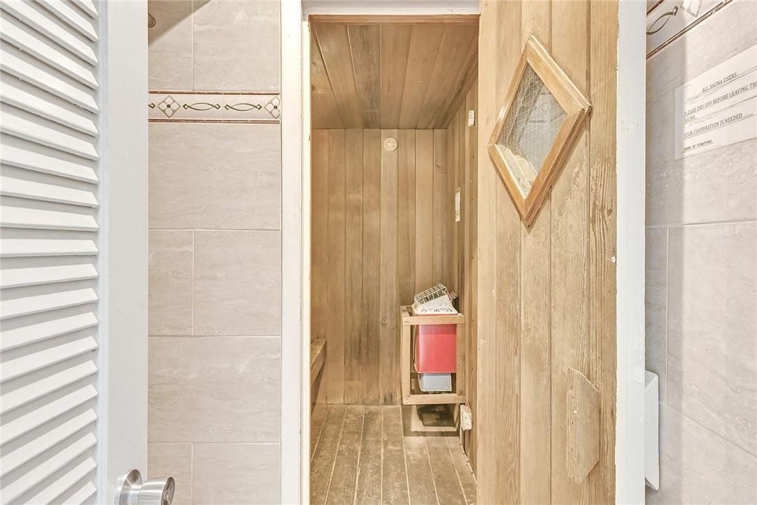 305 N Pompano Beach Blvd 1402