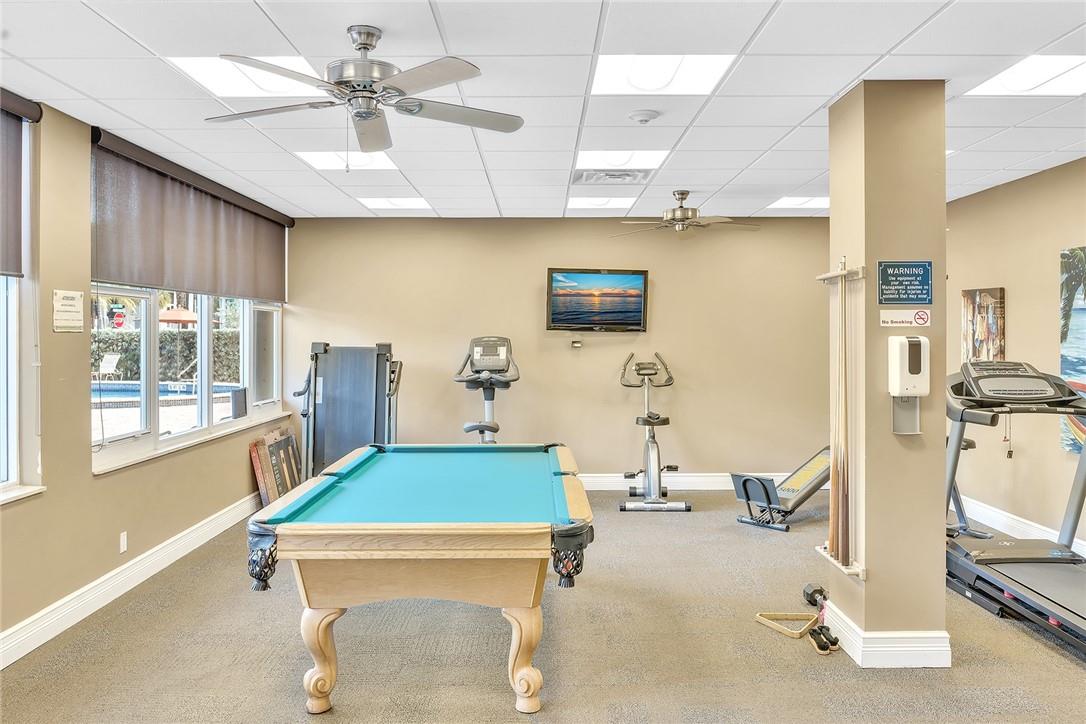 305 N Pompano Beach Blvd 1402