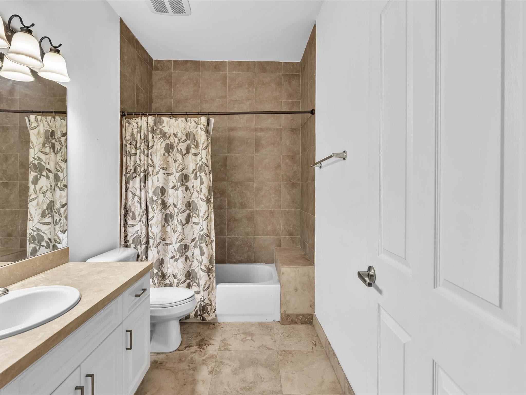 1139 NE 13th Ave 1139