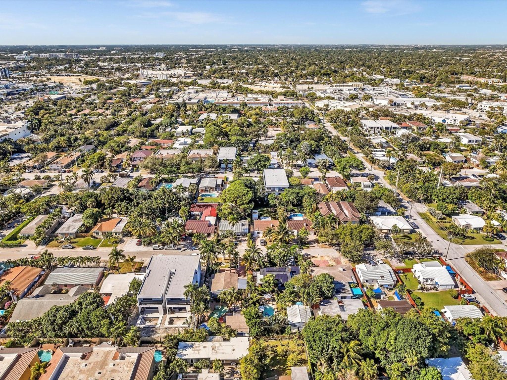 1139 NE 13th Ave 1139