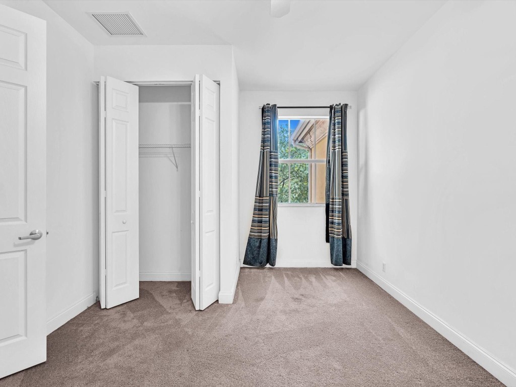 1139 NE 13th Ave 1139