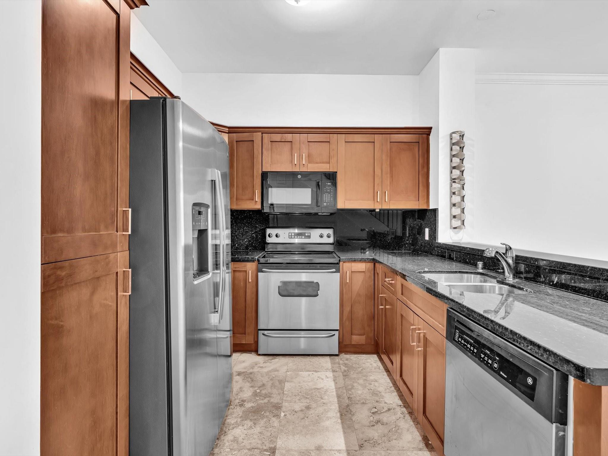 1139 NE 13th Ave 1139