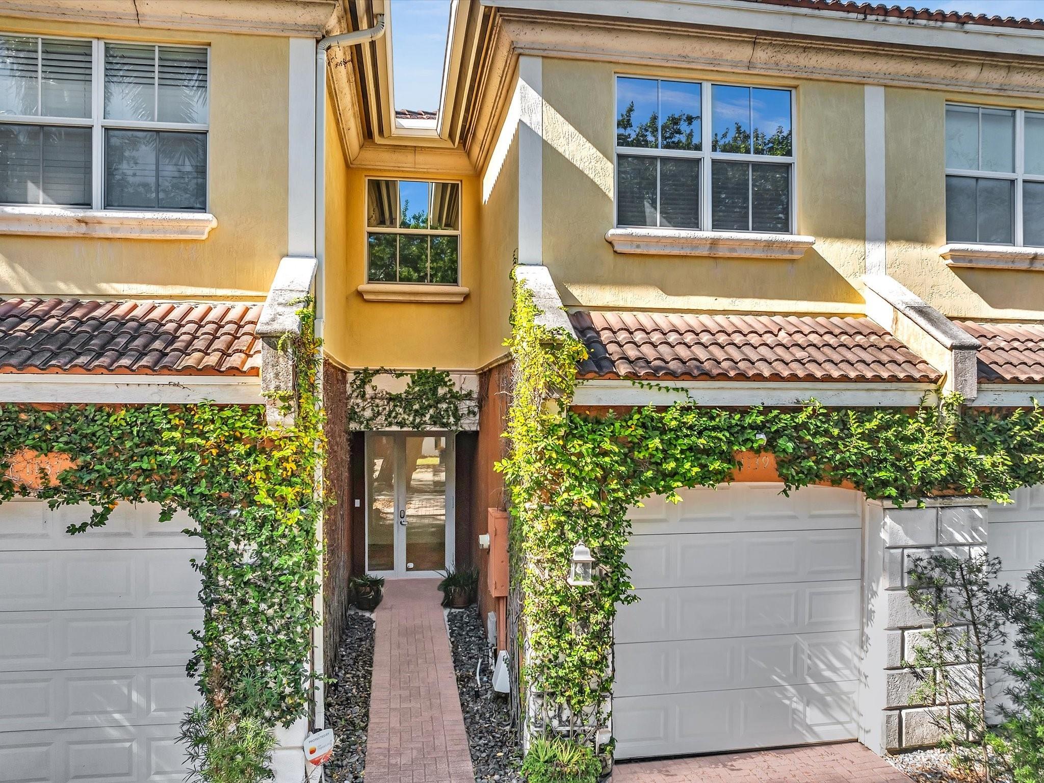 1139 NE 13th Ave 1139