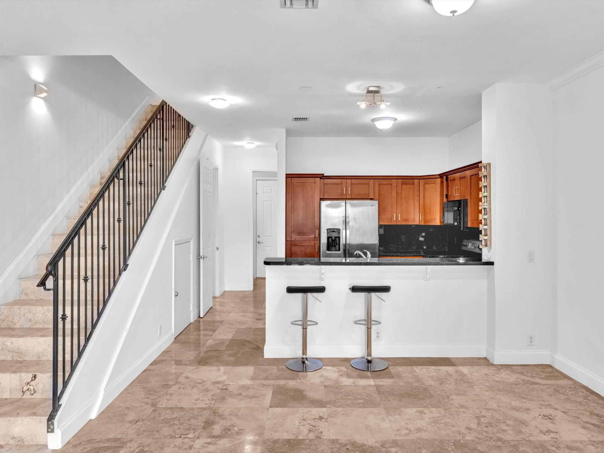 1139 NE 13th Ave 1139