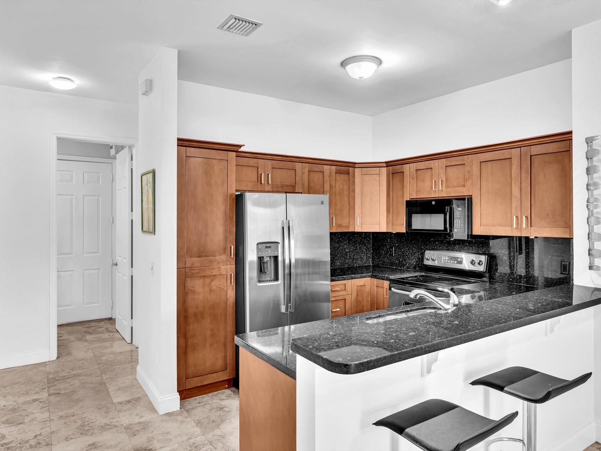 1139 NE 13th Ave 1139