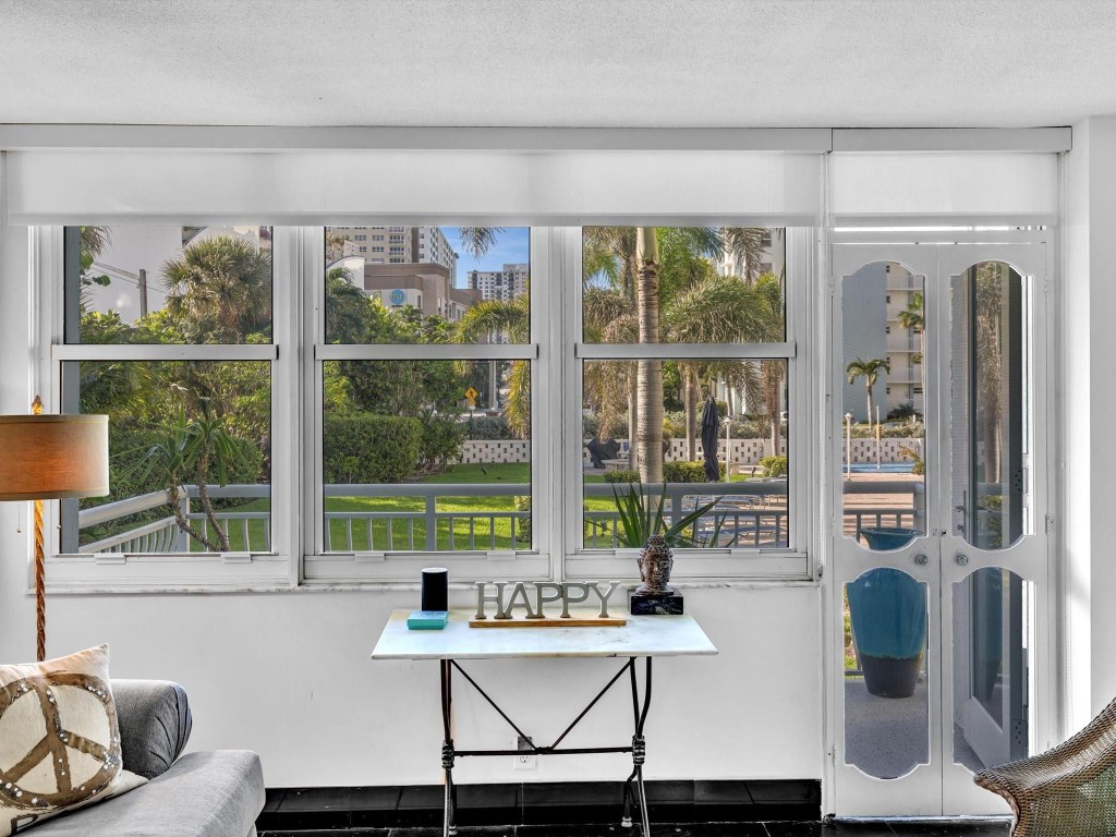 301 N Ocean Blvd 106