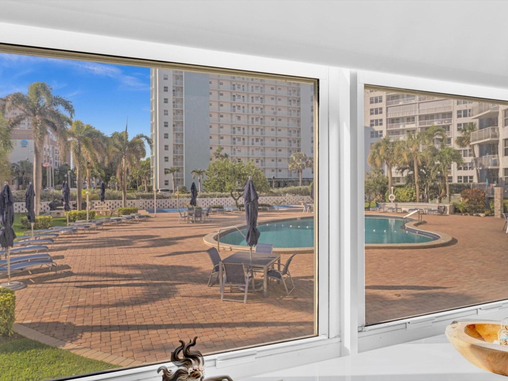 301 N Ocean Blvd 106