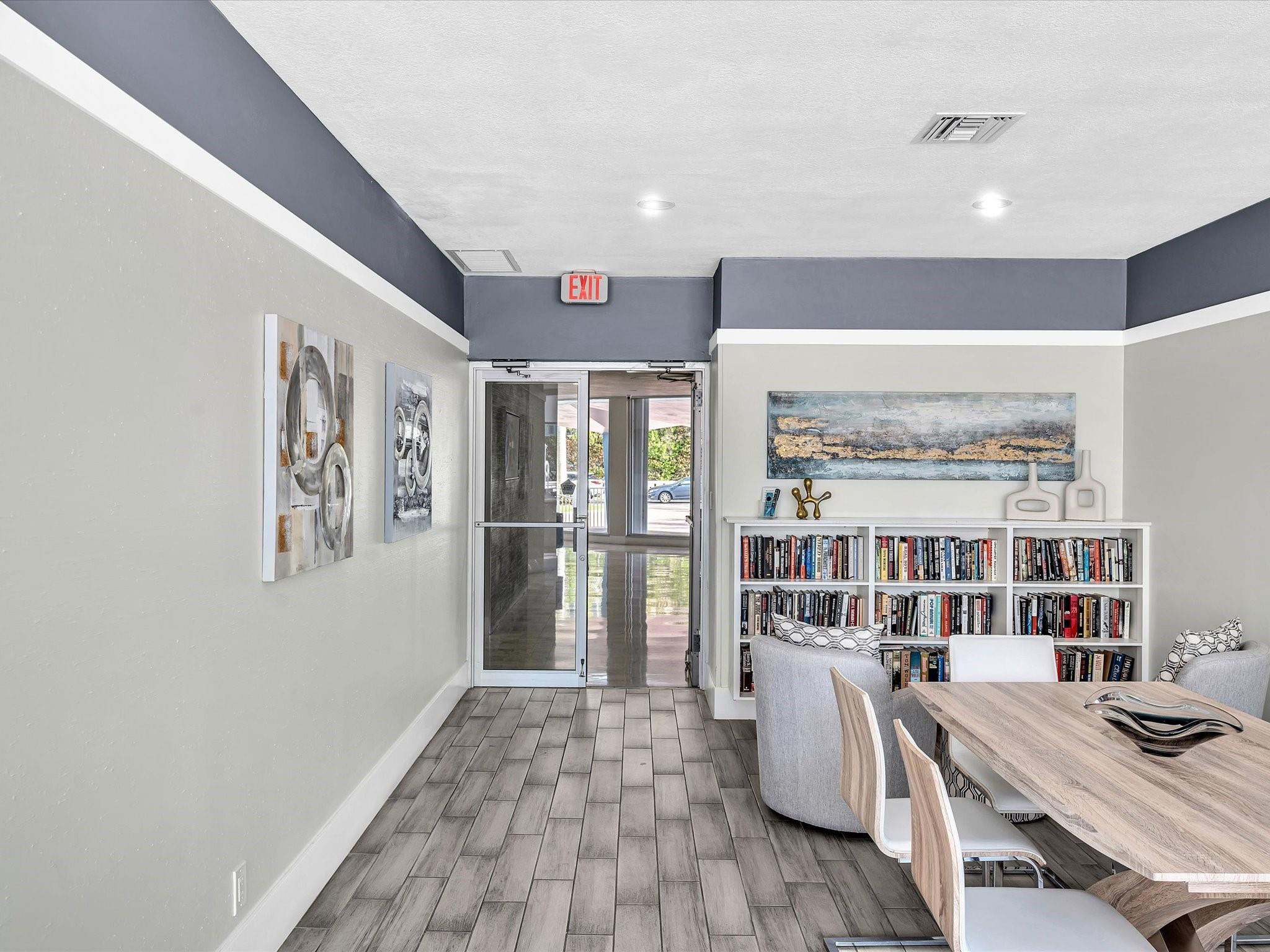 301 N Ocean Blvd 106