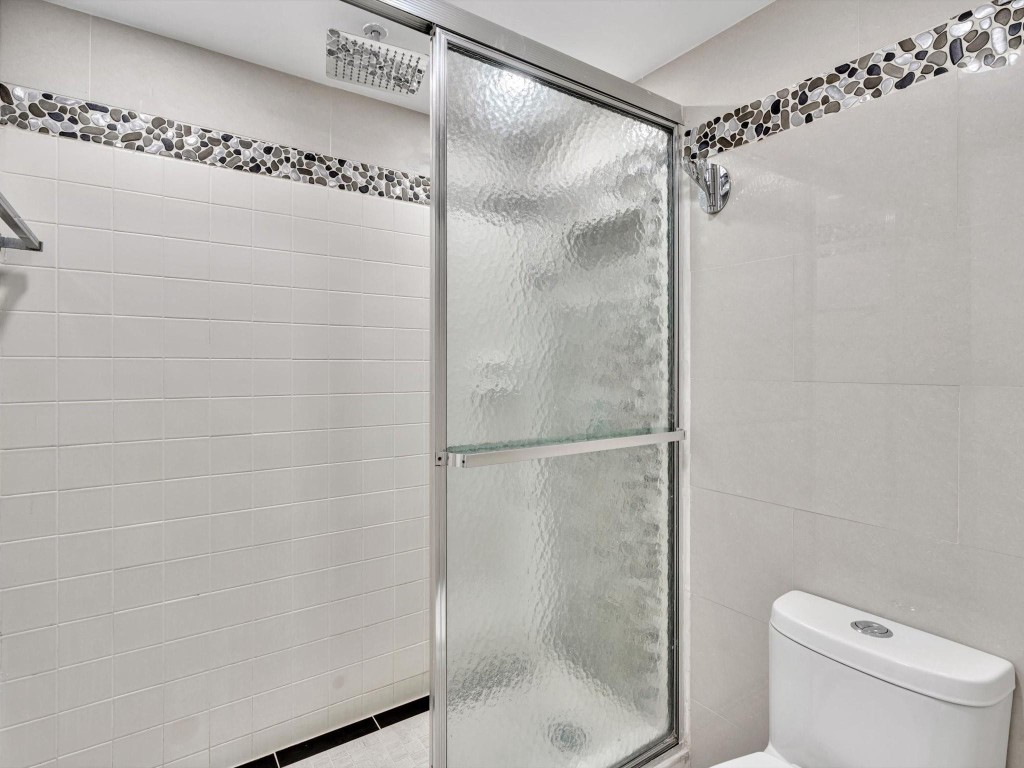 301 N Ocean Blvd 106