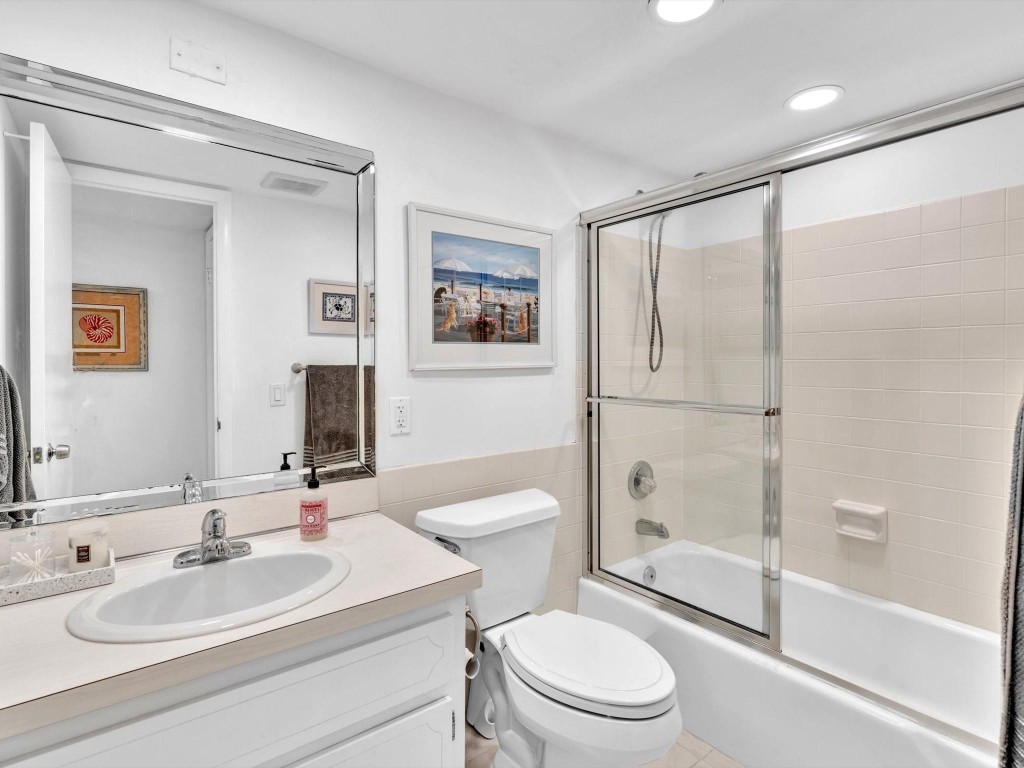 301 N Ocean Blvd 106