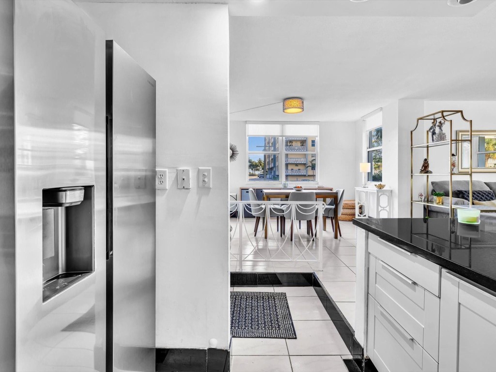 301 N Ocean Blvd 106