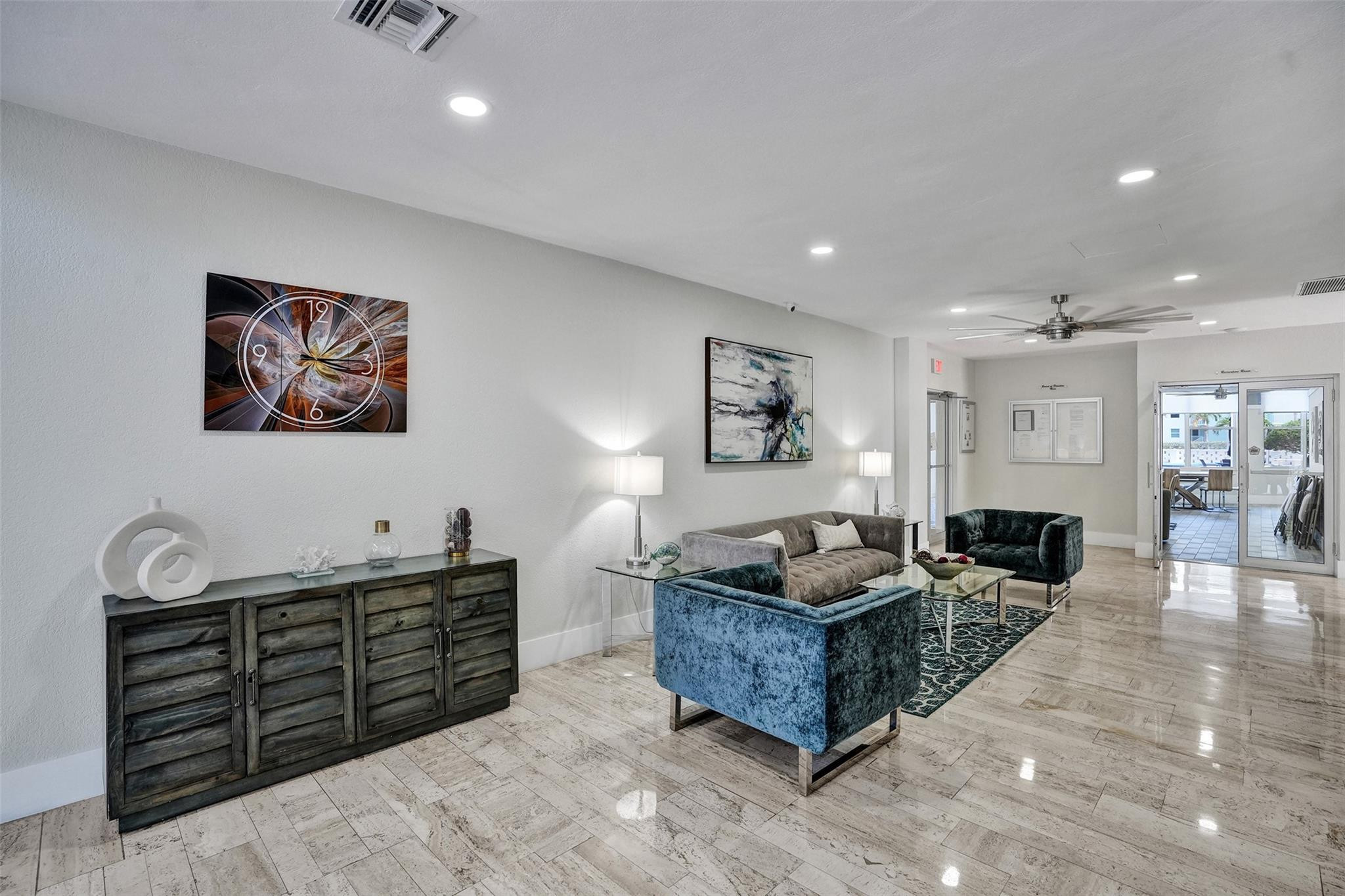 301 N Ocean Boulevard 307
