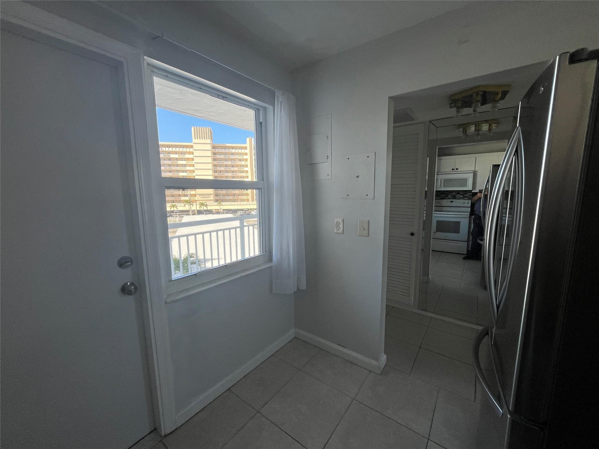 301 N Ocean Boulevard 307