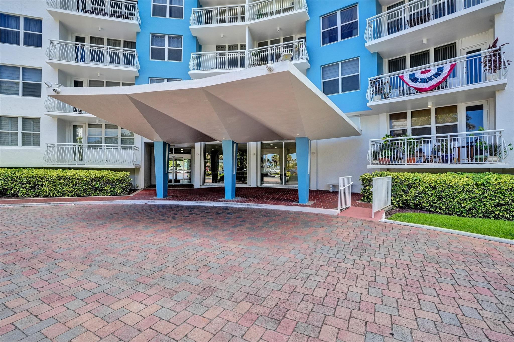 301 N Ocean Boulevard 307
