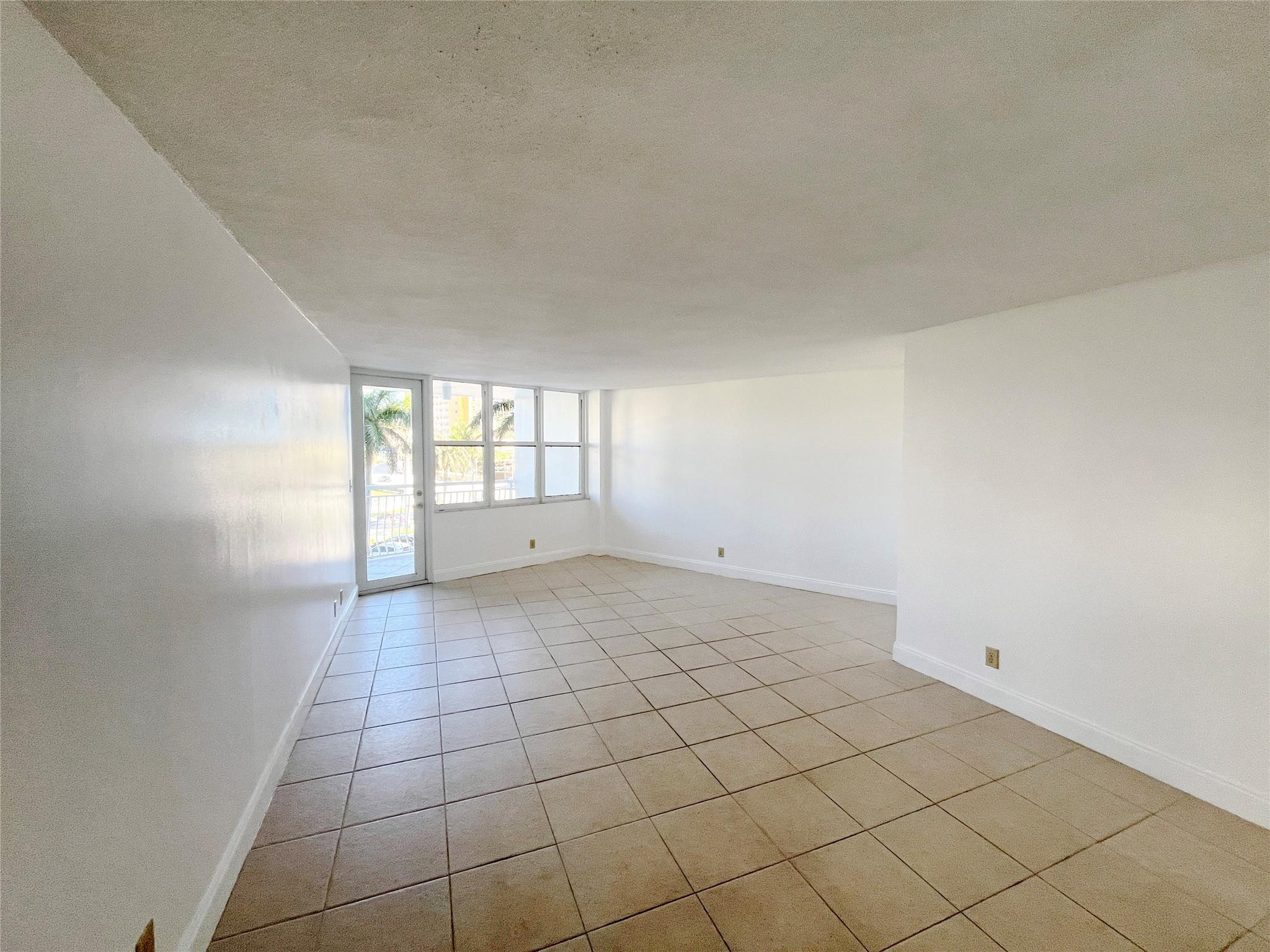 301 N Ocean Boulevard 307