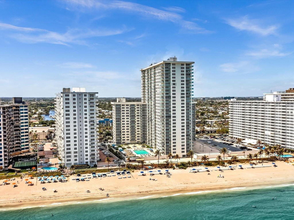 3900 GALT OCEAN DR 1214