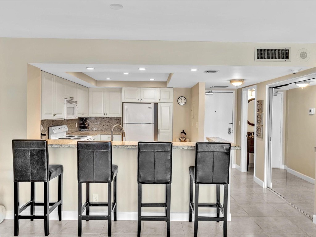 3900 GALT OCEAN DR 1214