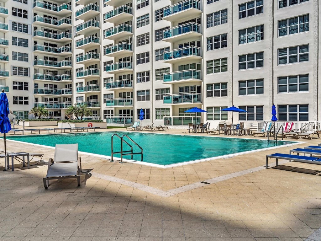 3900 GALT OCEAN DR 1214