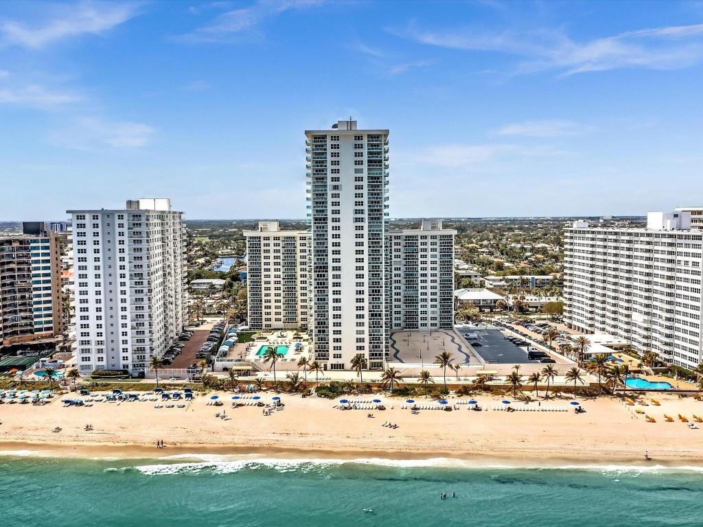 3900 GALT OCEAN DR 1214