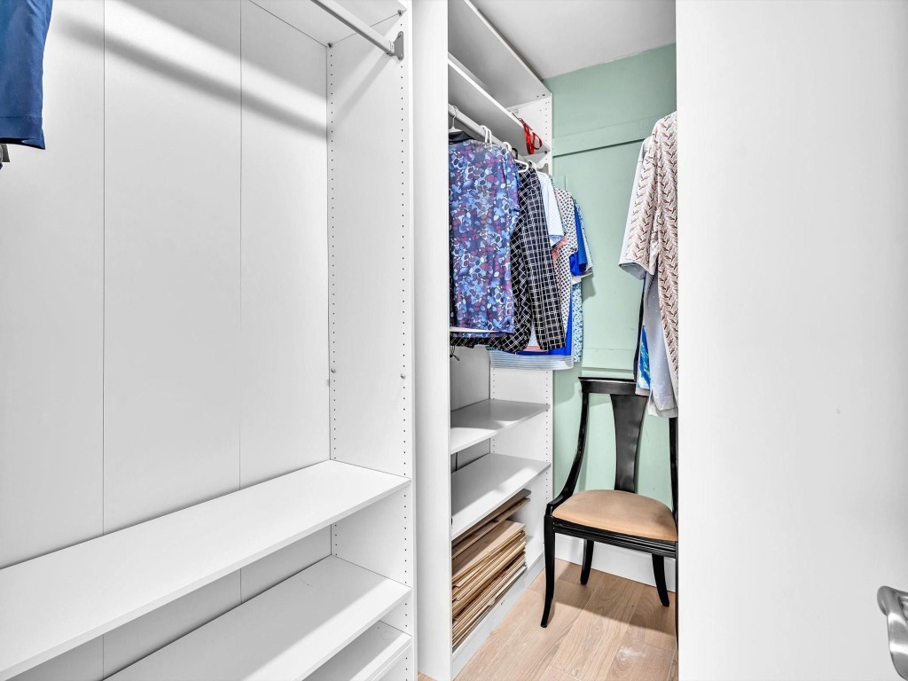 1194 Hillsboro Mile 64