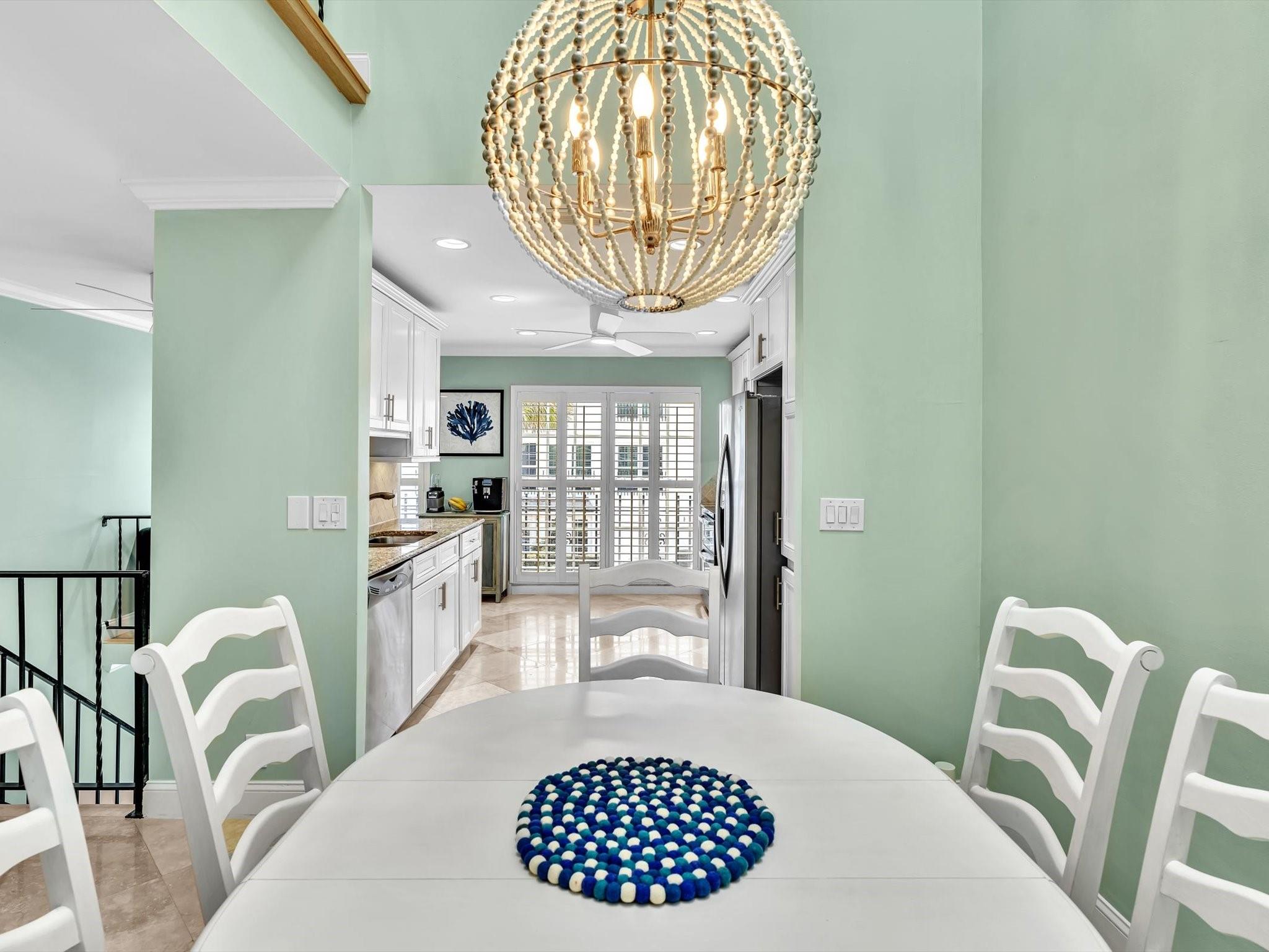 1194 Hillsboro Mile 64