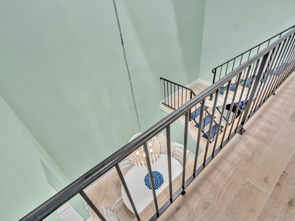 1194 Hillsboro Mile 64