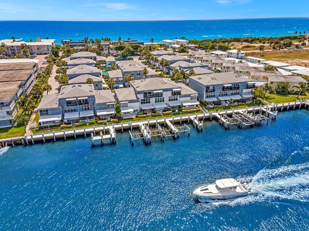 1194 Hillsboro Mile 64