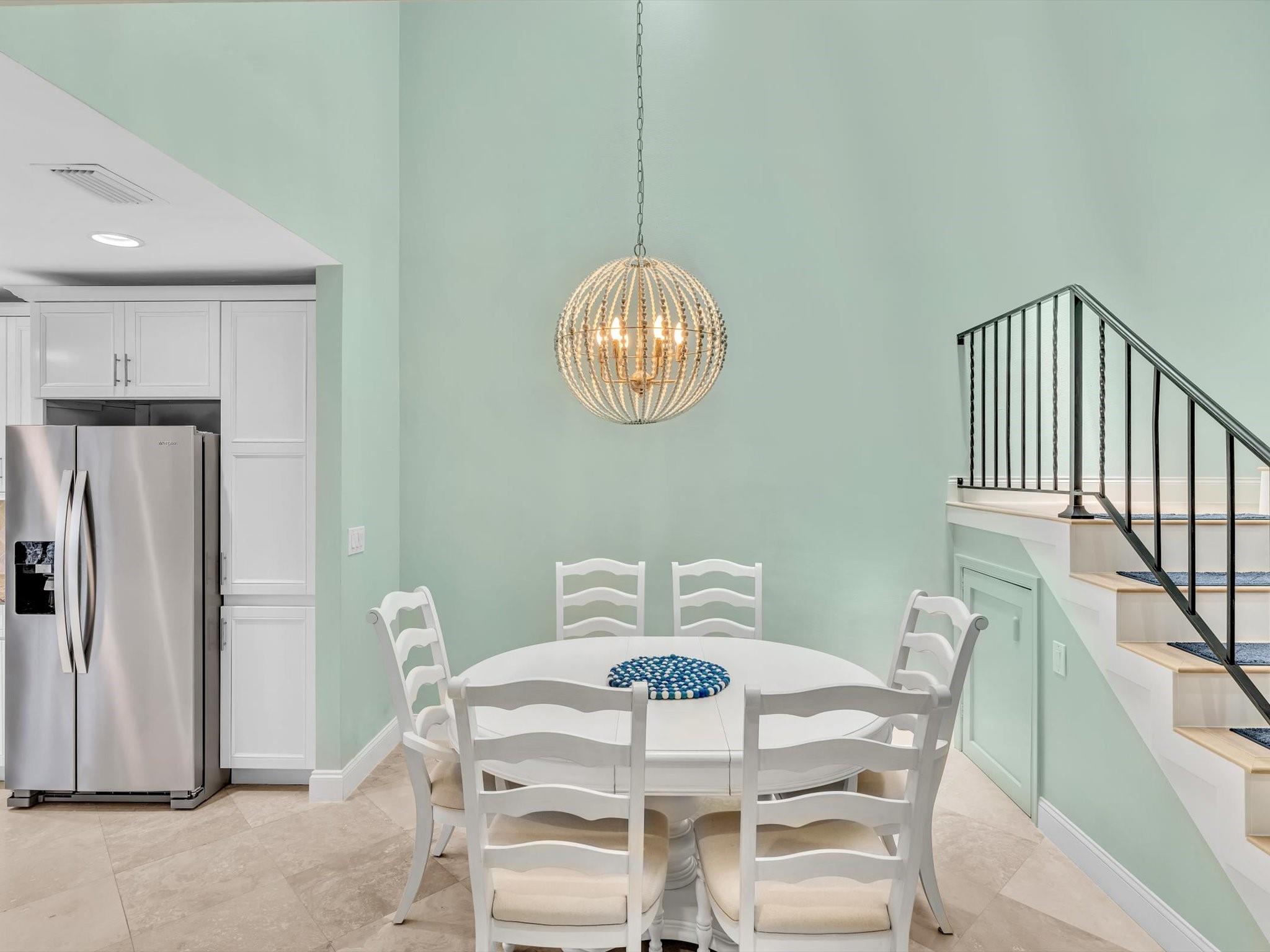 1194 Hillsboro Mile 64