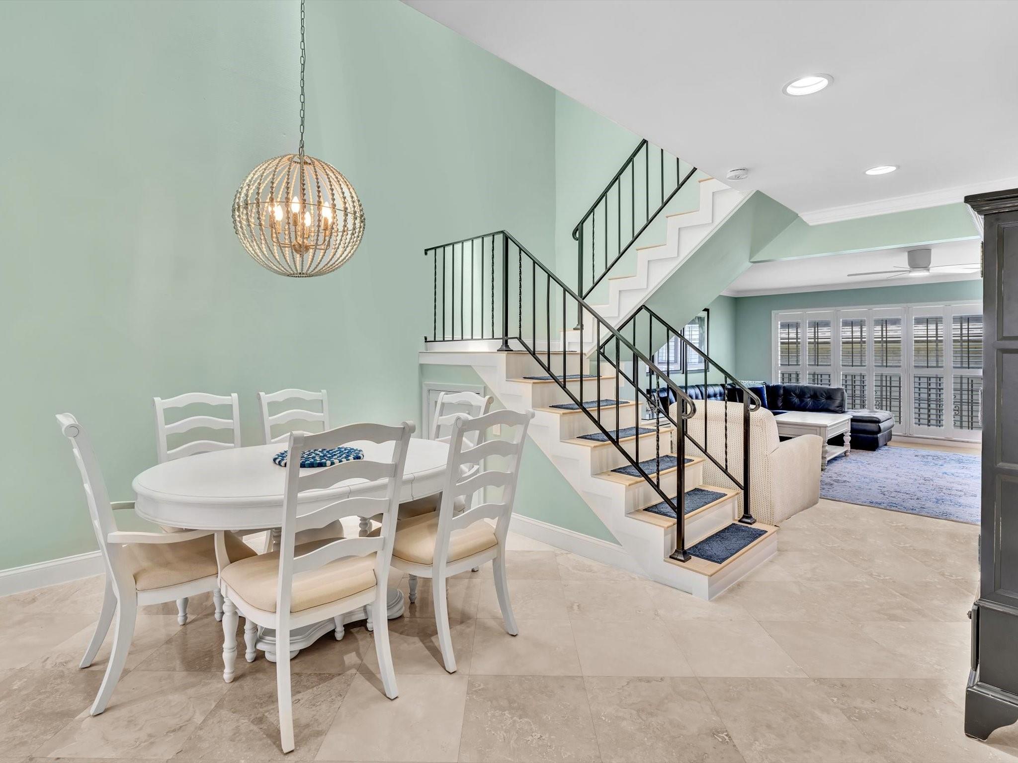 1194 Hillsboro Mile 64