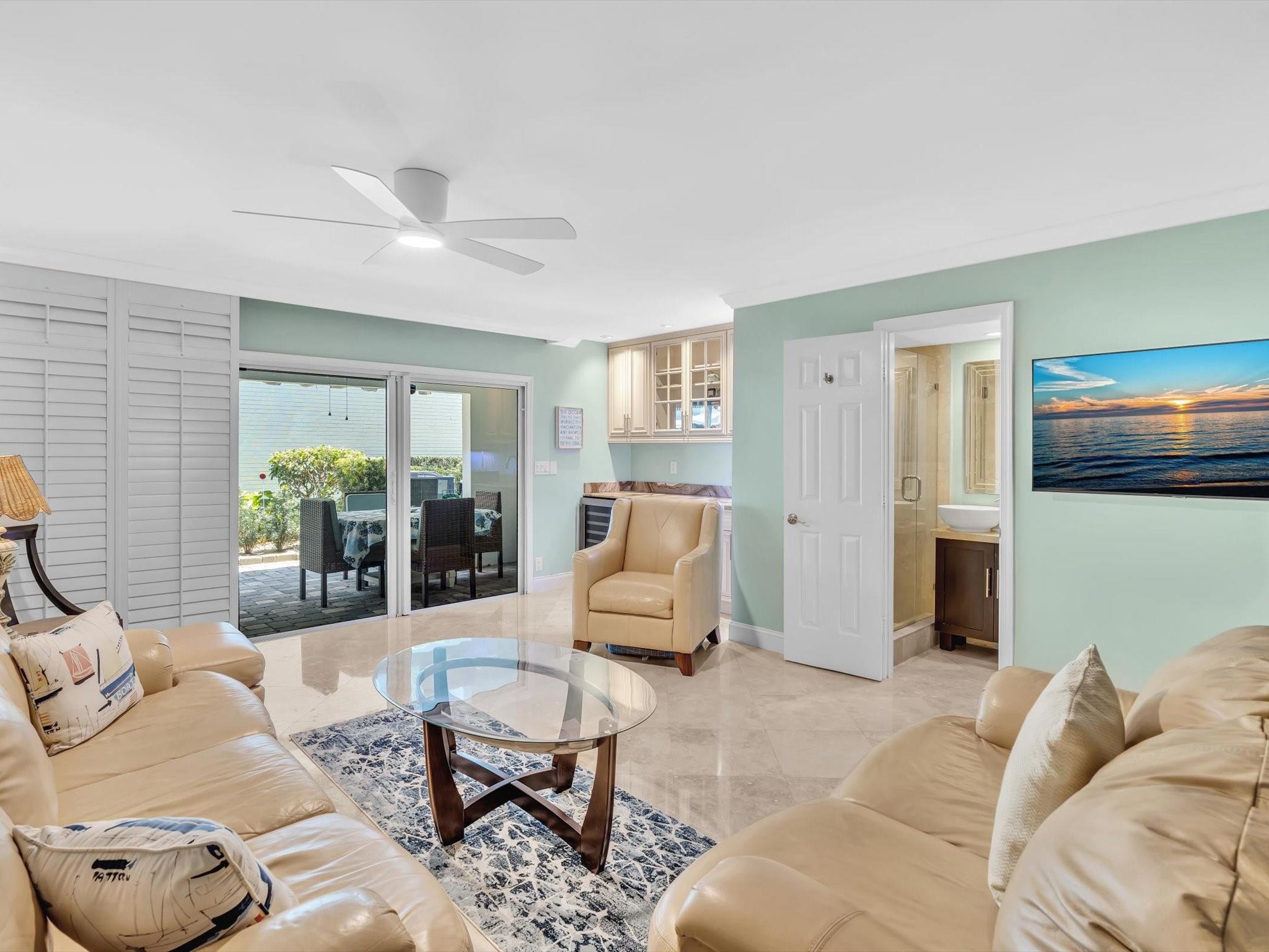 1194 Hillsboro Mile 64